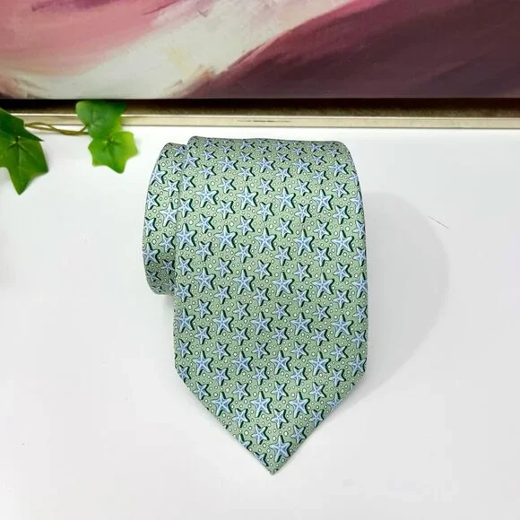 Vineyard Vines Mens Starfish Patterned Green Silk Tie